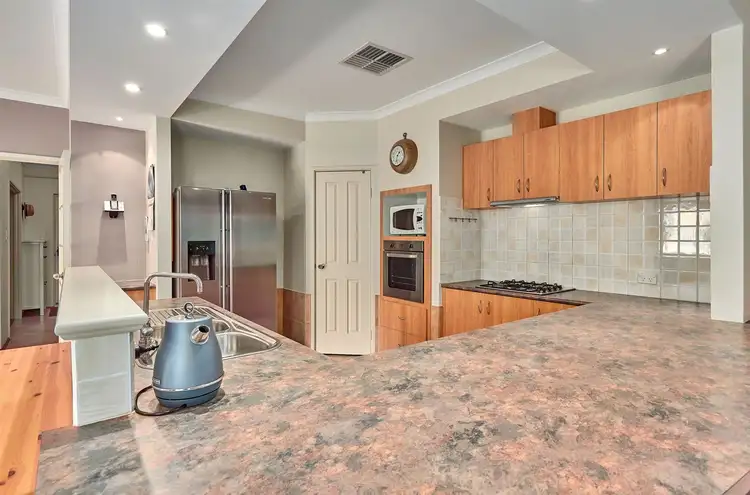 Sixth view of Homely house listing, 4 Gannet Way, Beeliar WA 6164