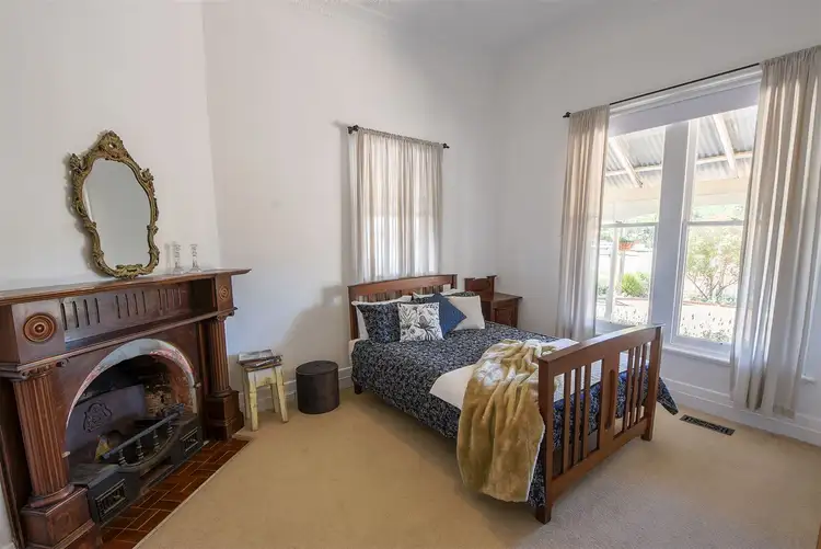 Fourth view of Homely house listing, 10 Urquhart Street, Horsham VIC 3400