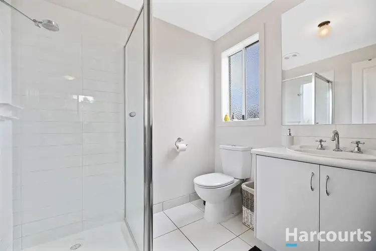 Fifth view of Homely house listing, 8 Vivian Court, Drouin VIC 3818