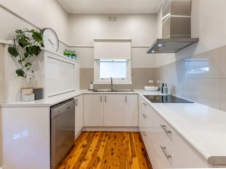 Second view of Homely house listing, 5 Matheson Street, Wangaratta VIC 3677