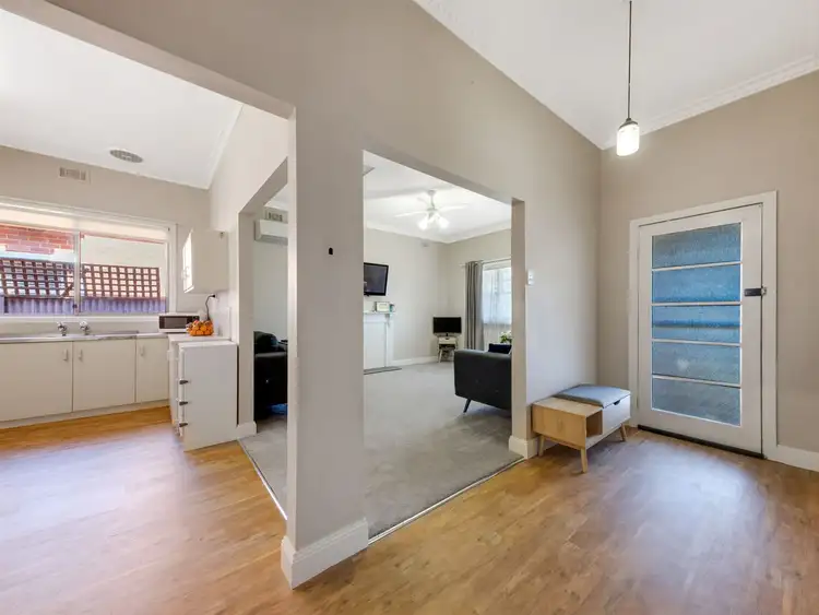 Second view of Homely flat listing, 10 Wareena Street, Wangaratta VIC 3677