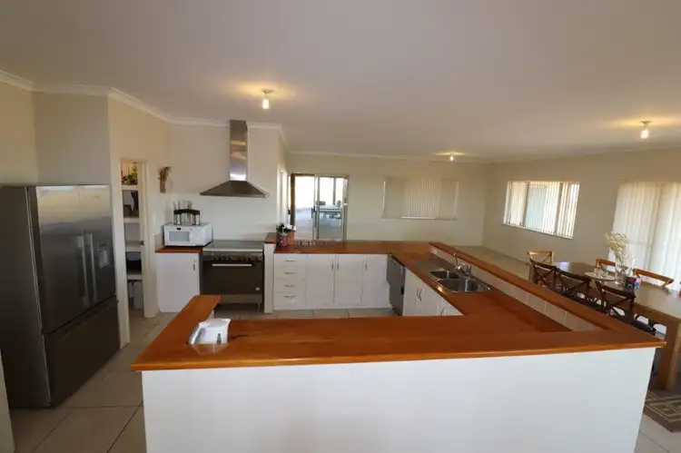 Sixth view of Homely house listing, 100 James Eastough Close, Nanson WA 6532