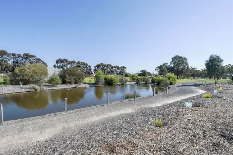 Second view of Homely house listing, 8 Brady Court, Horsham VIC 3400