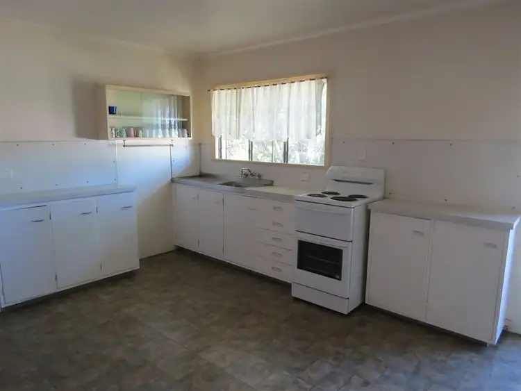 Fifth view of Homely block of units listing, 1-2-3/74 Chippendale Street, Ayr QLD 4807