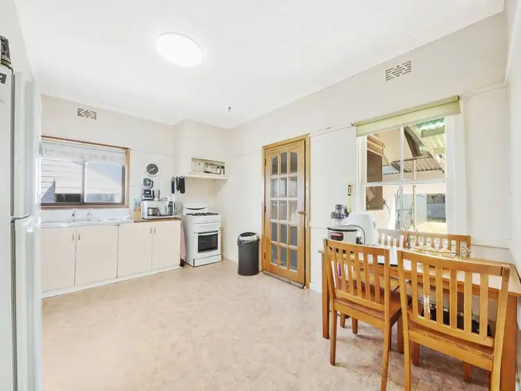 Fourth view of Homely house listing, 6 Silverwood Grove, Wangaratta VIC 3677
