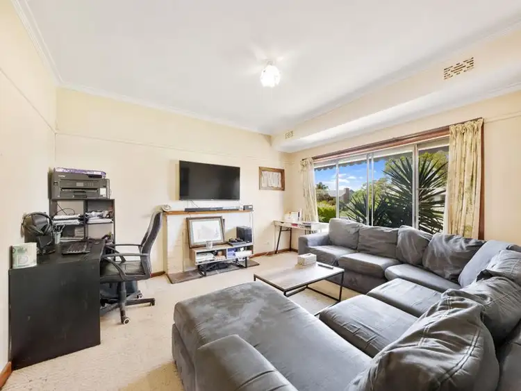 Fifth view of Homely house listing, 6 Silverwood Grove, Wangaratta VIC 3677