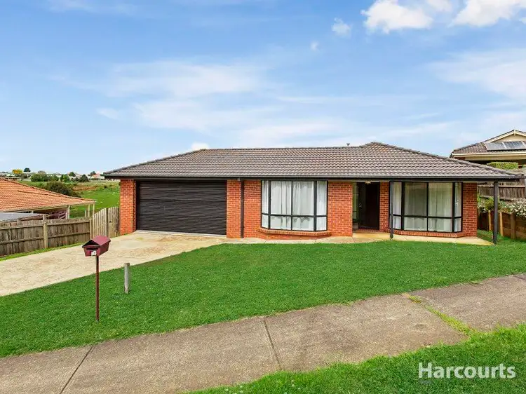 11 Bell Park Close
