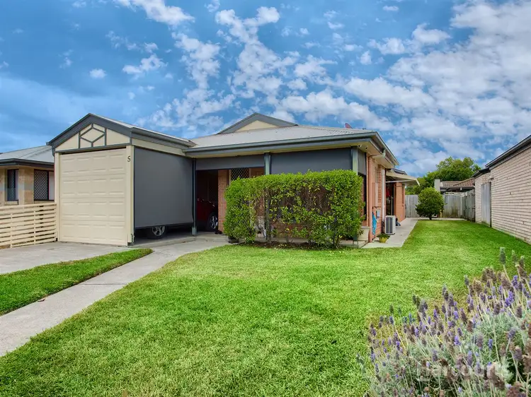 5 Caribou Cres, Fitzgibbon QLD 4018