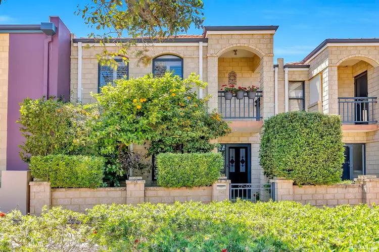 102 Lakeside Drive, Joondalup WA 6027