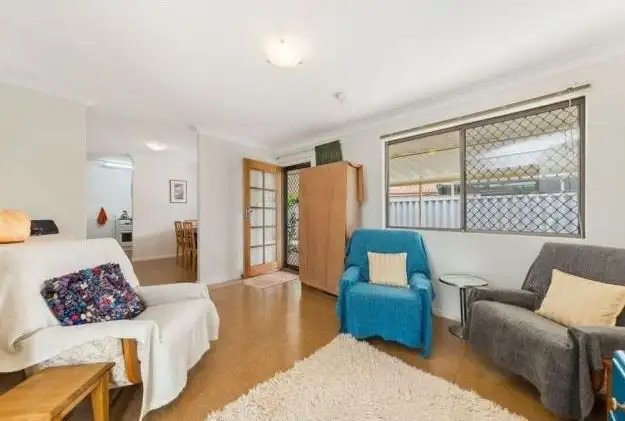 7 Helena Place