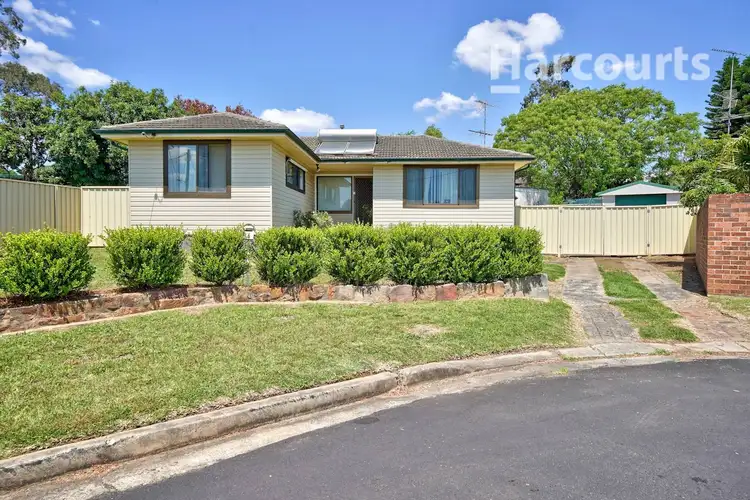 6 Seddon Place, Campbelltown NSW 2560