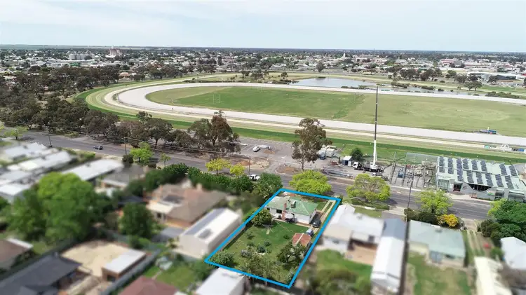Second view of Homely house listing, 42 Bennett Road, Horsham VIC 3400