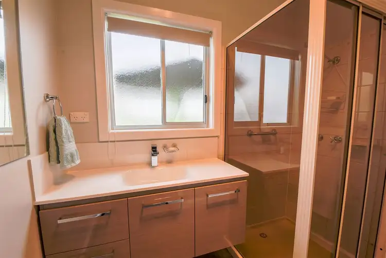 Third view of Homely house listing, 42 Bennett Road, Horsham VIC 3400