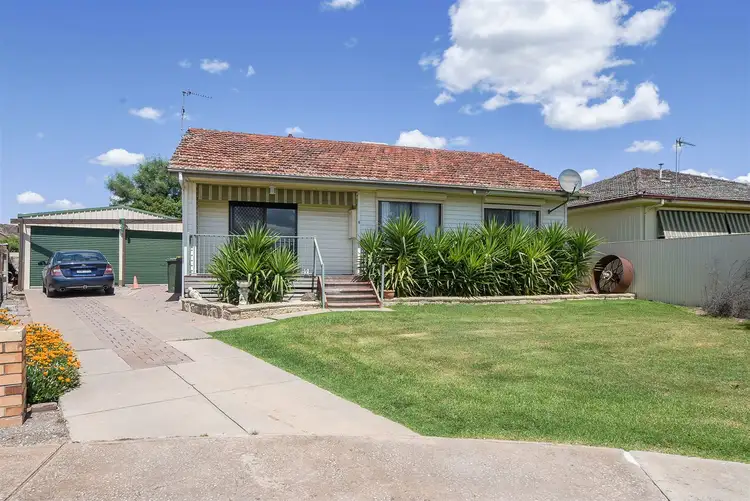 Main view of Homely house listing, 6 Knight Place, Horsham VIC 3400