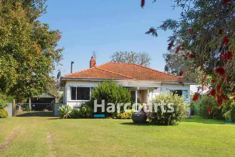 42 Fairbairn Road, Busselton WA 6280