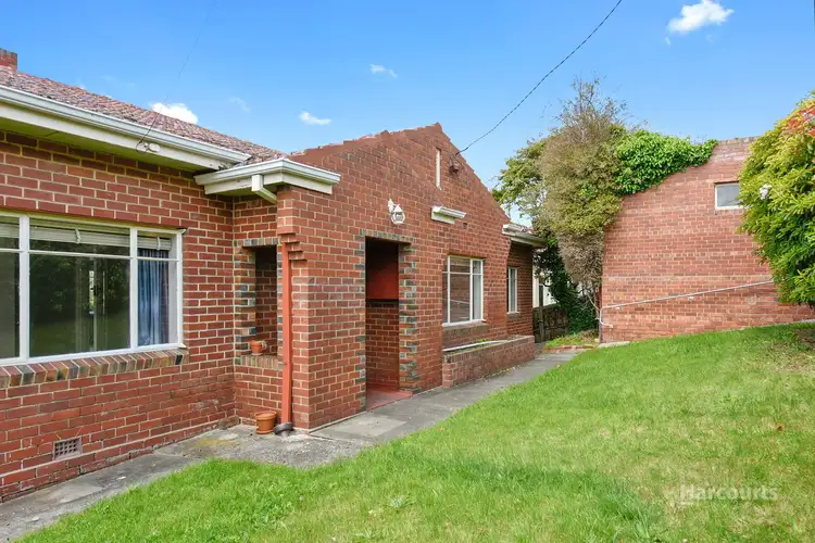 14 Willowdene Avenue, Sandy Bay TAS 7005
