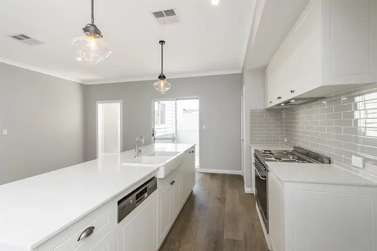 Fifth view of Homely house listing, 6/6 Shayne Street, Halls Head WA 6210