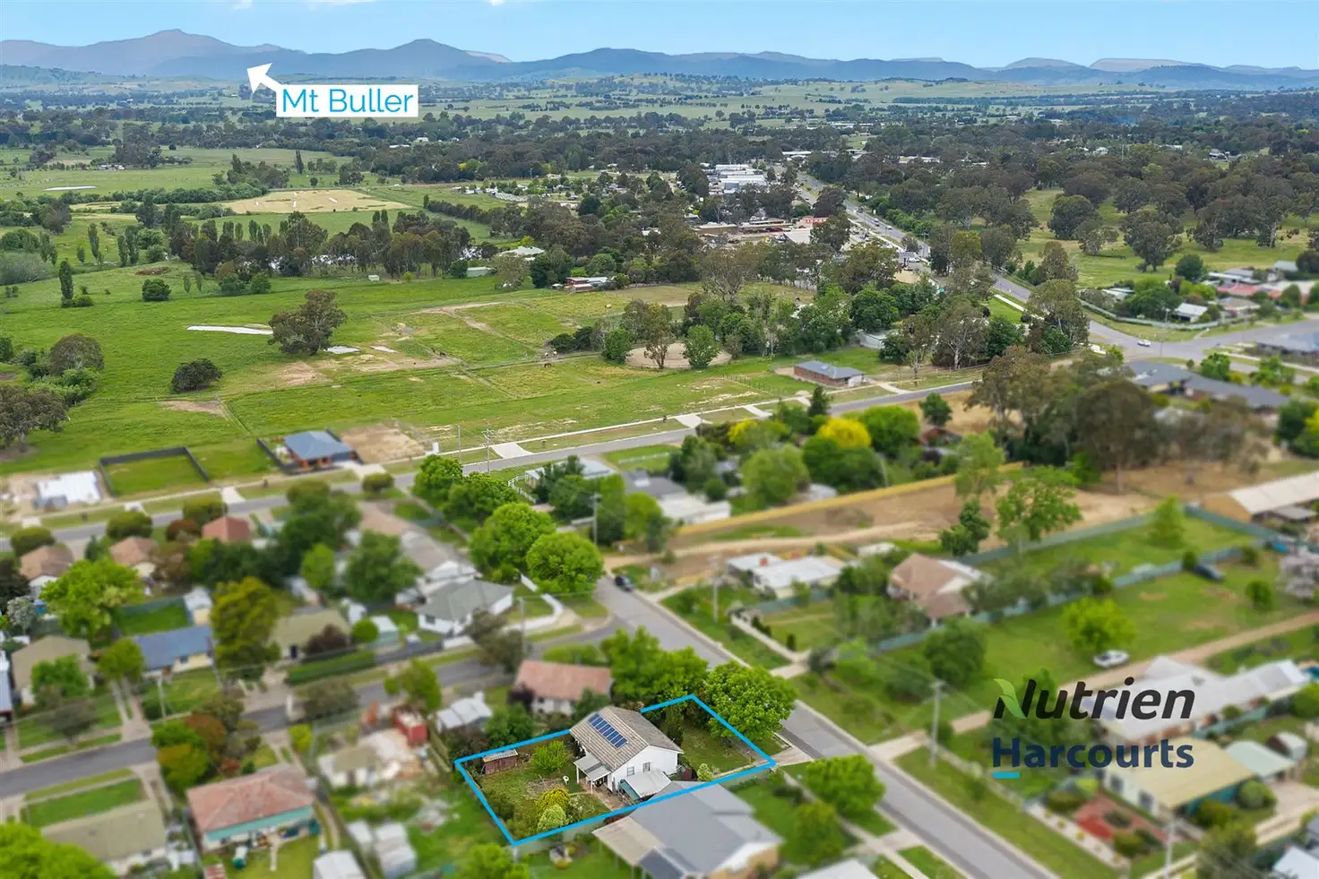 Main view of Homely house listing, 11 Hunter Street, Mansfield VIC 3722