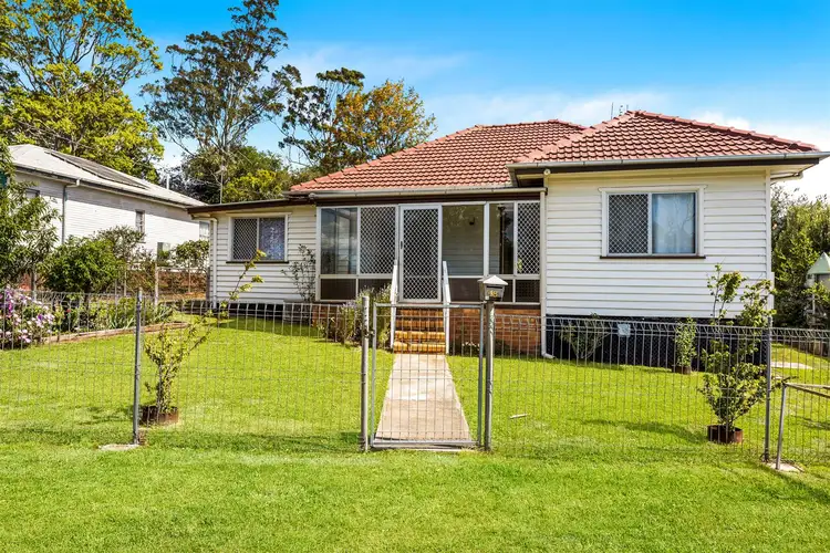 18 Munro Street, Harlaxton QLD 4350