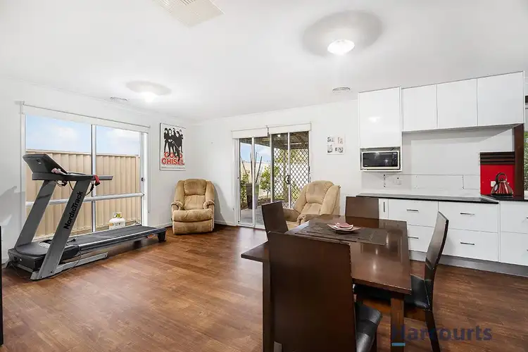 Fifth view of Homely house listing, 7 Lynrose Close, Sebastopol VIC 3356