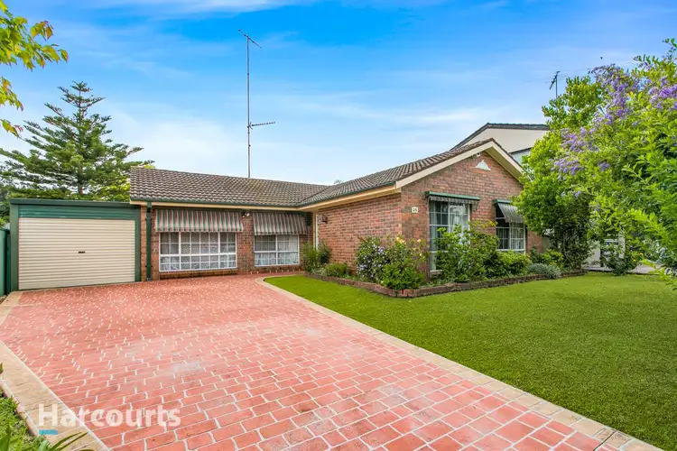 25 Solander Drive, St Clair NSW 2759