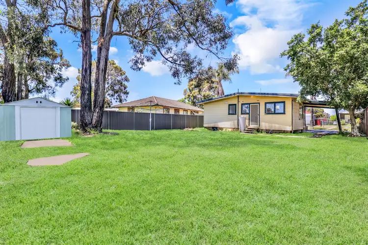 26 Wangaroa Crescent, Lethbridge Park NSW 2770