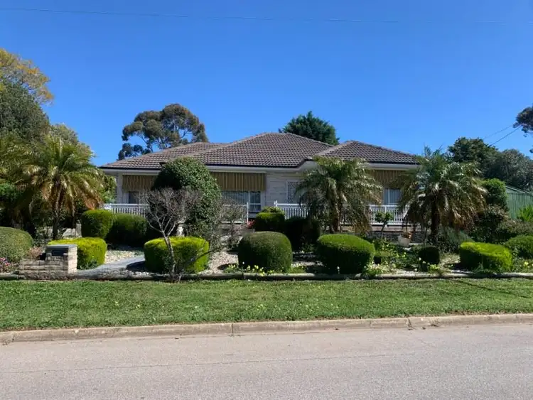 2 Garra Avenue
