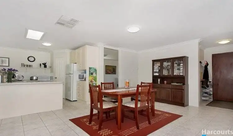 Fourth view of Homely house listing, 1 Lucine Court, Heathridge WA 6027