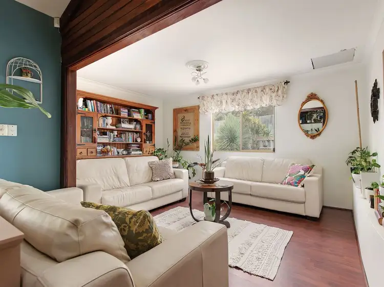 Second view of Homely house listing, 7 Jindarra Close, Cooloongup WA 6168