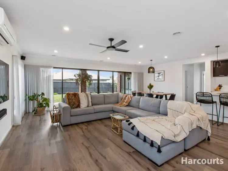 Second view of Homely house listing, 8 Boyd Avenue, Warragul VIC 3820