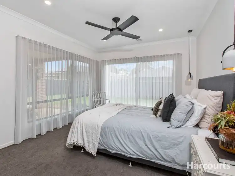 Fifth view of Homely house listing, 8 Boyd Avenue, Warragul VIC 3820