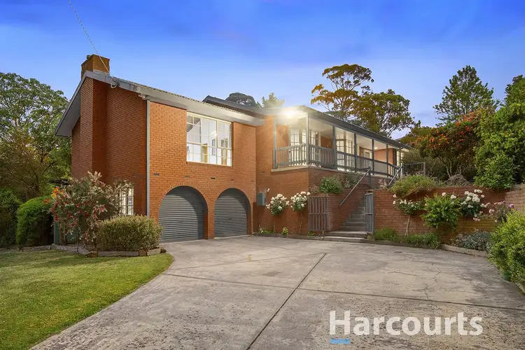 11 Edmond Crescent, Wandin North VIC 3139