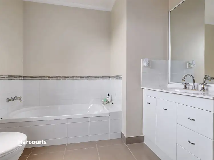 Fourth view of Homely villa listing, 1/19 Louisa Street, Ranelagh TAS 7109