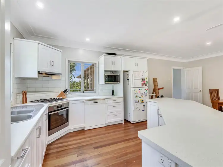 24 Kooya Road, Mitchelton QLD 4053