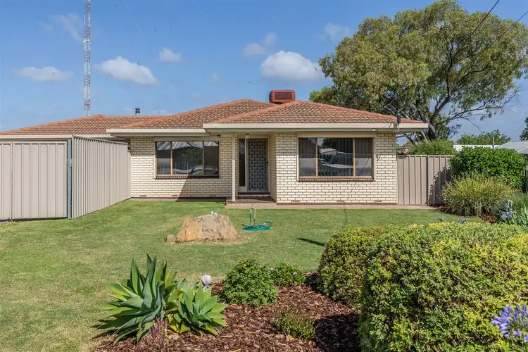 Second view of Homely house listing, 6 Evelyn Court, Reynella SA 5161