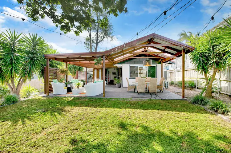 22 Kinarra Street, Ashmore QLD 4214