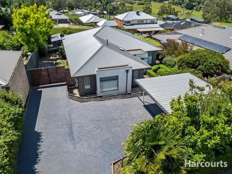 21 Jackson Drive, Drouin VIC 3818