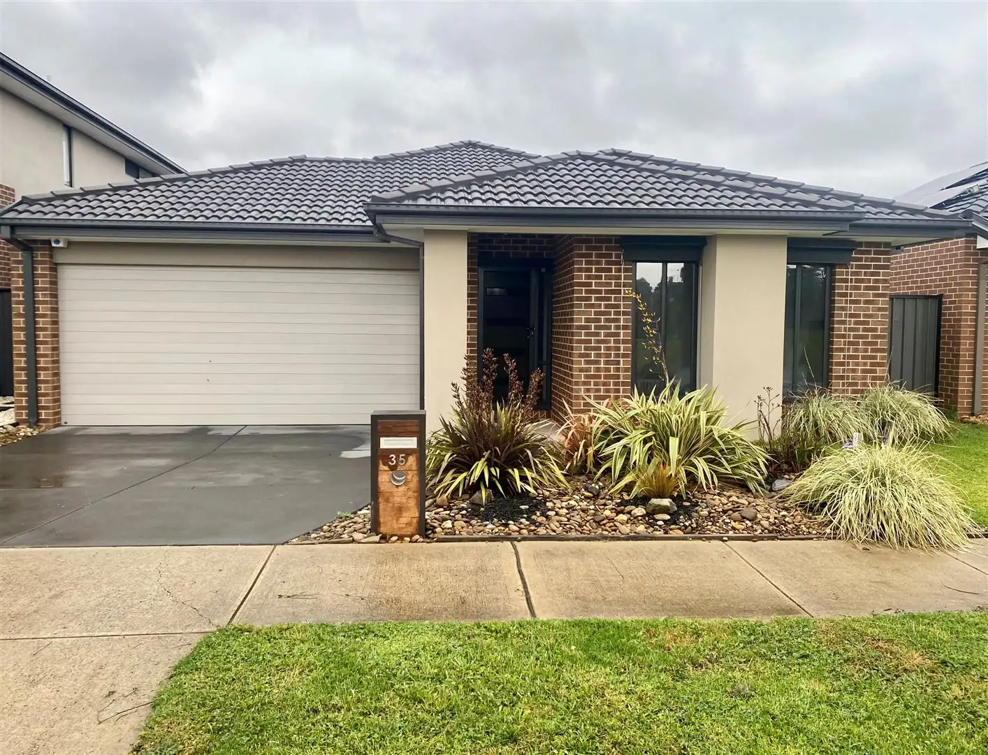 Main view of Homely house listing, 35 Wilkiea Crescent, Cranbourne North VIC 3977