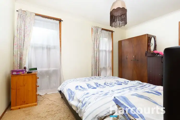 Third view of Homely house listing, 2 Leonne Court, Hampton Park VIC 3976