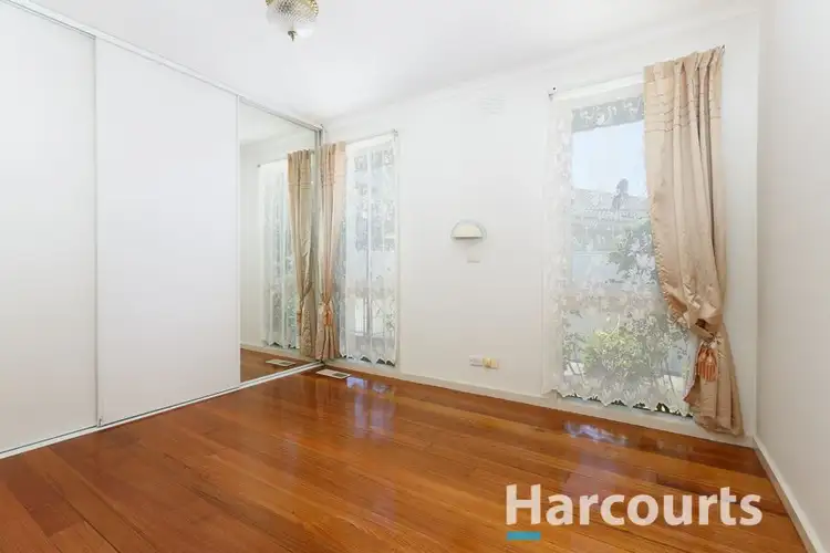 Fifth view of Homely house listing, 10 Ryecroft Court, Noble Park North VIC 3174