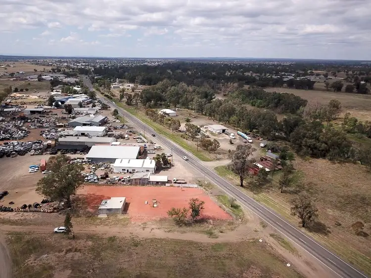 68 Wee Waa Road, Narrabri NSW 2390