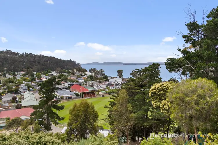 40 Roslyn Avenue, Kingston Beach TAS 7050