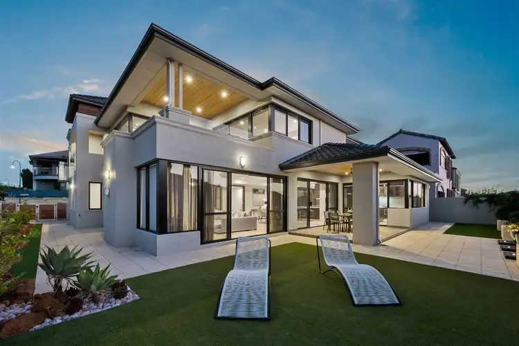 Second view of Homely house listing, 2 Crossman Pass, Salter Point WA 6152