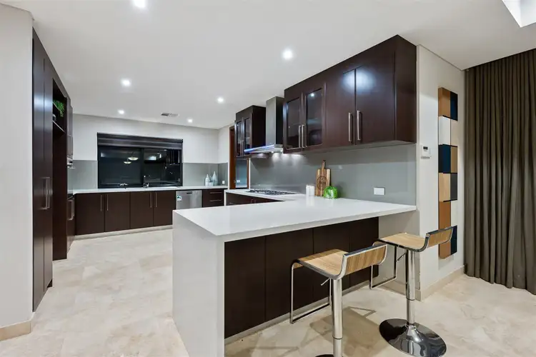 Seventh view of Homely house listing, 2 Crossman Pass, Salter Point WA 6152