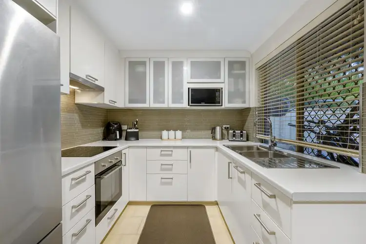 Sixth view of Homely unit listing, 6/14 Stampel Gardens, Kardinya WA 6163