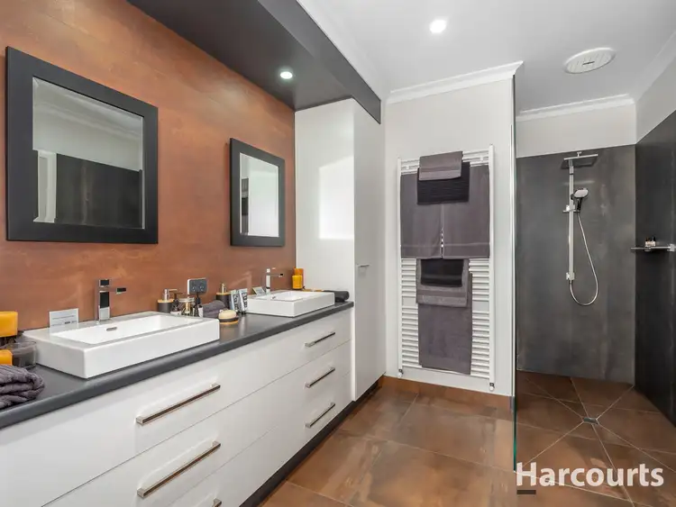 Seventh view of Homely house listing, 28 Highvale Rise, Warragul VIC 3820