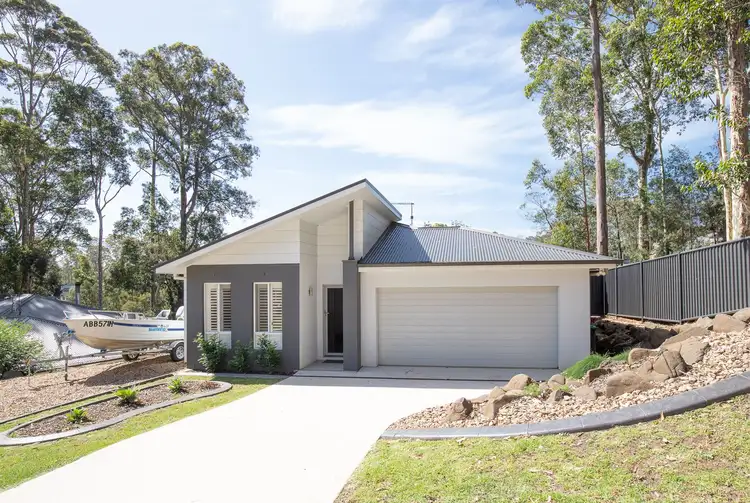 82 Litchfield Crescent, Long Beach NSW 2536