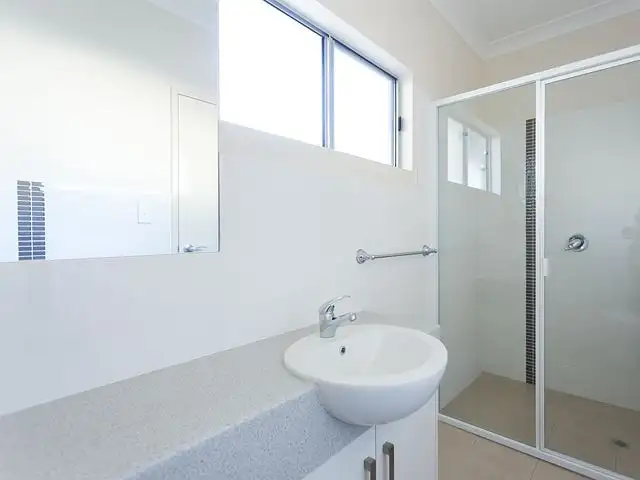 Sixth view of Homely townhouse listing, 1/5 Mariae Place, Sadadeen NT 870