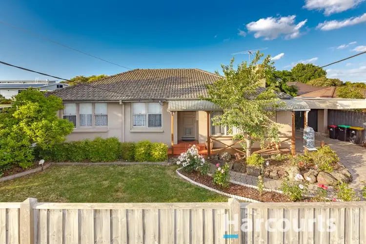 17 Gloria Avenue, Dandenong North VIC 3175