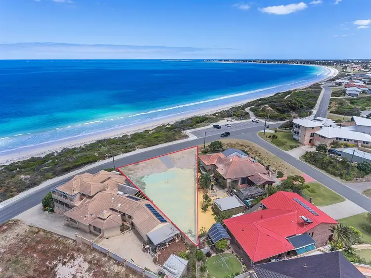 148 Warnbro Beach Road, Waikiki WA 6169
